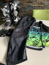 Motocross-Ausrüstung für